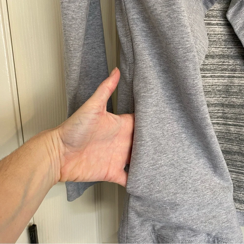 Lululemon Savasana Wrap Jacket Gray Cowl Snap Yoga Women’s 4